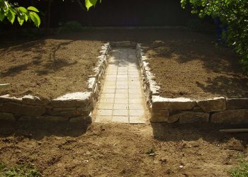 Hartgneis Natursteinmauer
