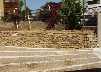 Hartgneis Steinmauer