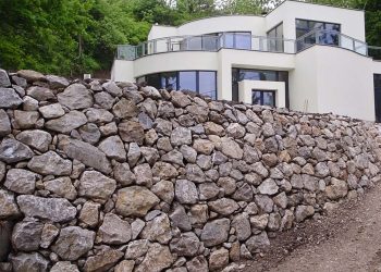 Naturstein Hangsicherung