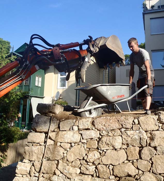 Trockensteinmauer