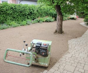 Hydrostatische Grassämaschine